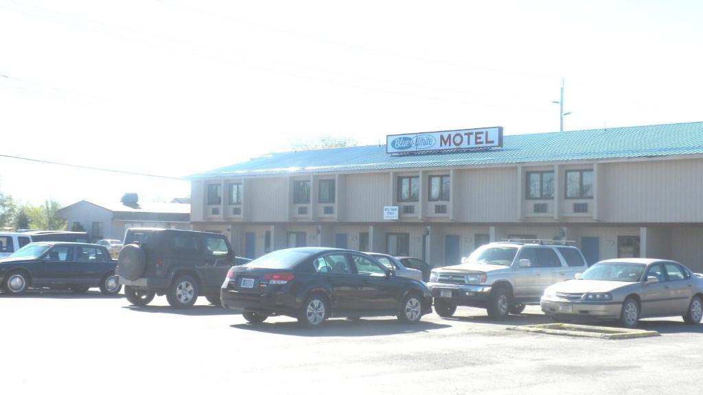 Blue And White Motel Kalispell Luaran gambar